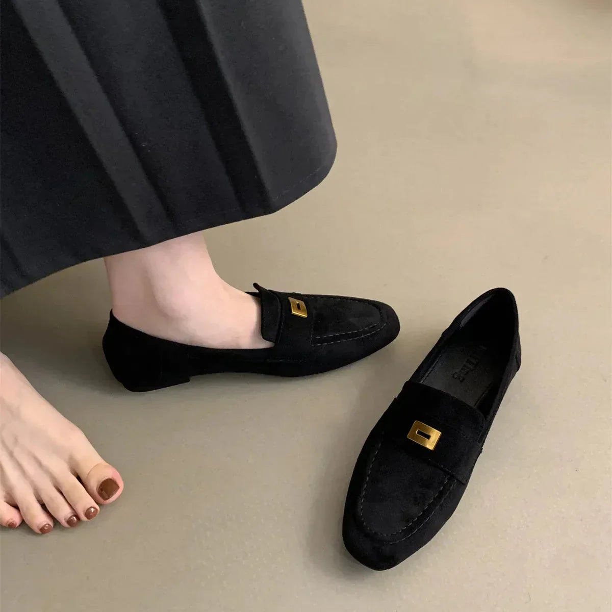 Lina - Britische Schuhe aus leichtem Wildleder