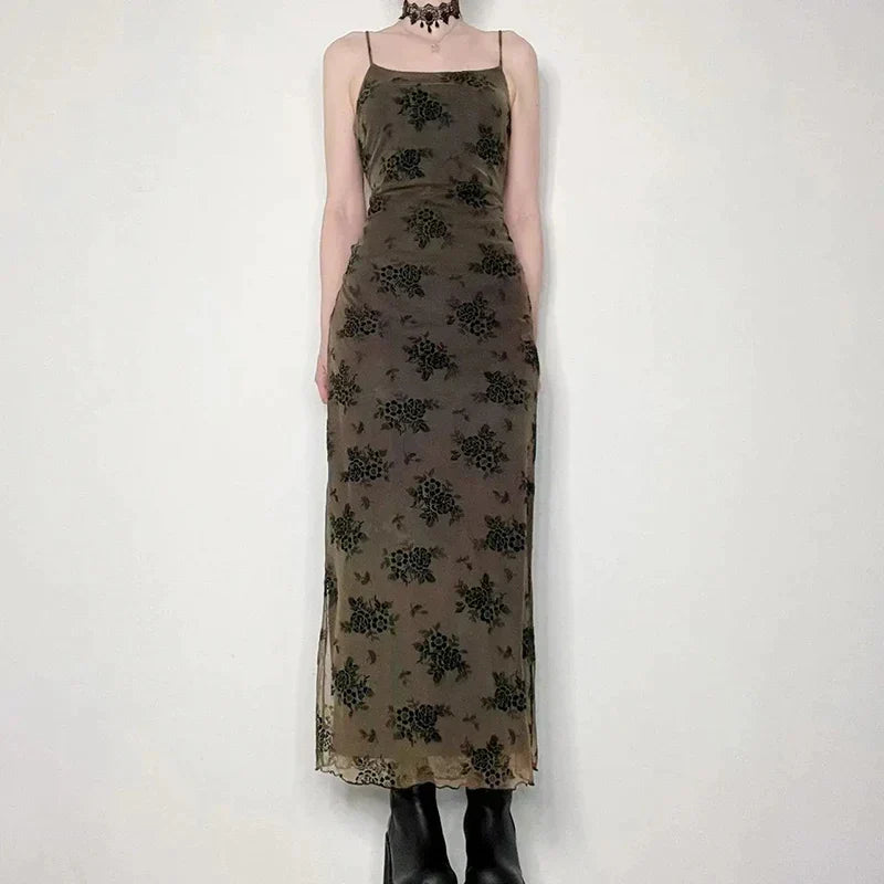 Verona - Vintage-Kleid aus floraler Spitze mit transparentem Overlay