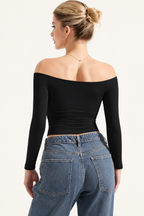 Schulterfreie Bluse mit langen Ärmeln