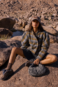 Karierte Jacke mit Puffärmeln