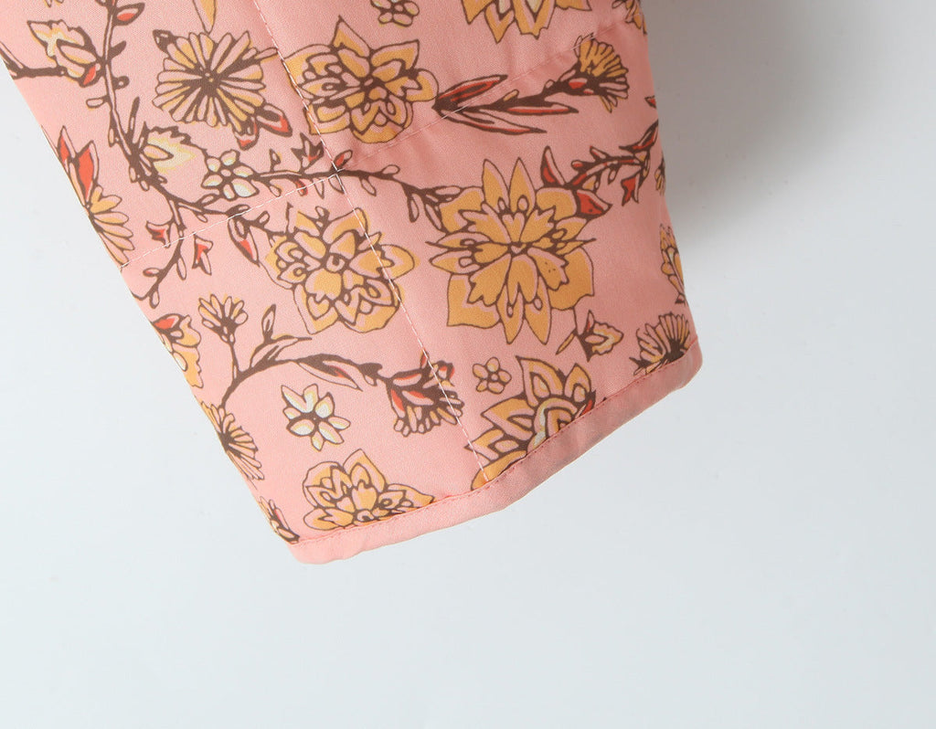 Jacke mit Blumenmuster, Patchwork und Stehkragen