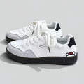Damen Court Casual Tennisschuhe mit gesticktem Detail - Katherine