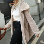 Cloe - Plüsch-Strickjacke ohne Knöpfe