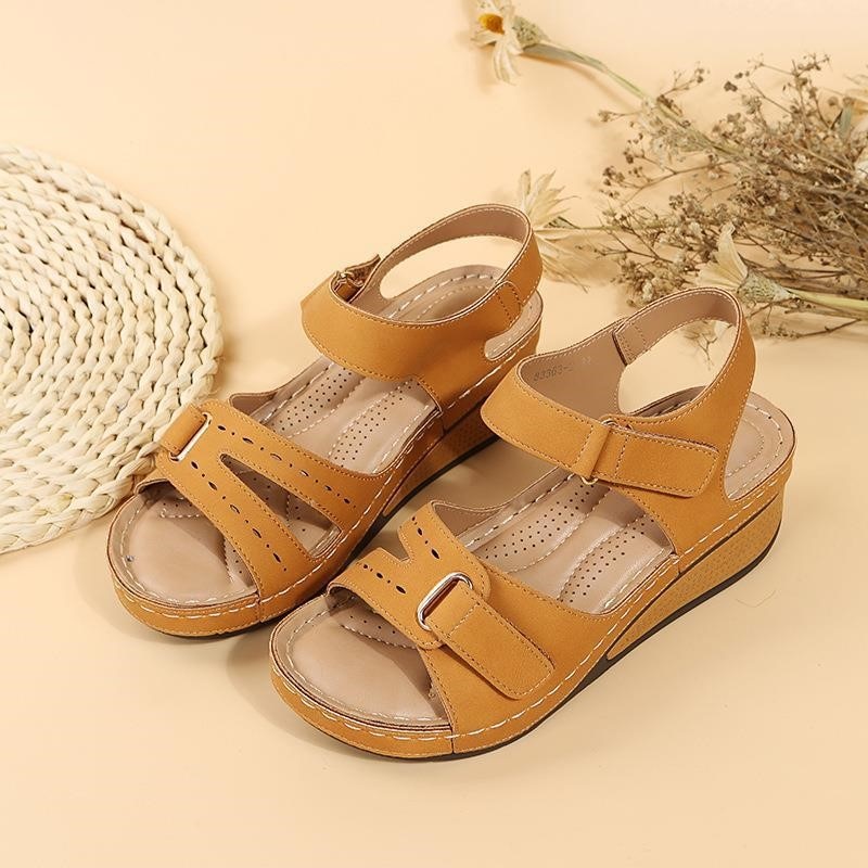 Sandra - Bequeme orthopädische Sandalen