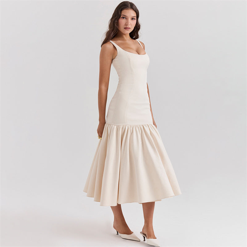 Ariana - Elegantes Kleid mit Falten und schmalem Schnitt