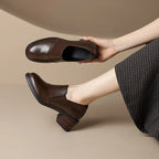 Damen Leder Slipper mit breitem Absatz und runder Spitze - Maelle
