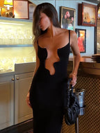 Afroda Kleid mit Ausschnitt