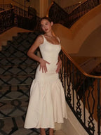 Ariana - Elegantes Kleid mit Falten und schmalem Schnitt
