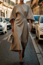 Sofia-Kleid – Zeitlose Eleganz mit Laternenärmeln und Gürtel