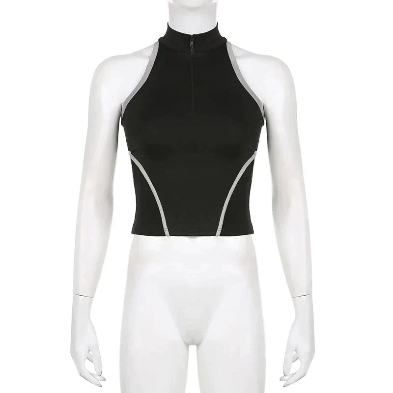 Zoe - Sportliches Crop-Top mit hohem Kragen
