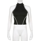 Zoe - Sportliches Crop-Top mit hohem Kragen