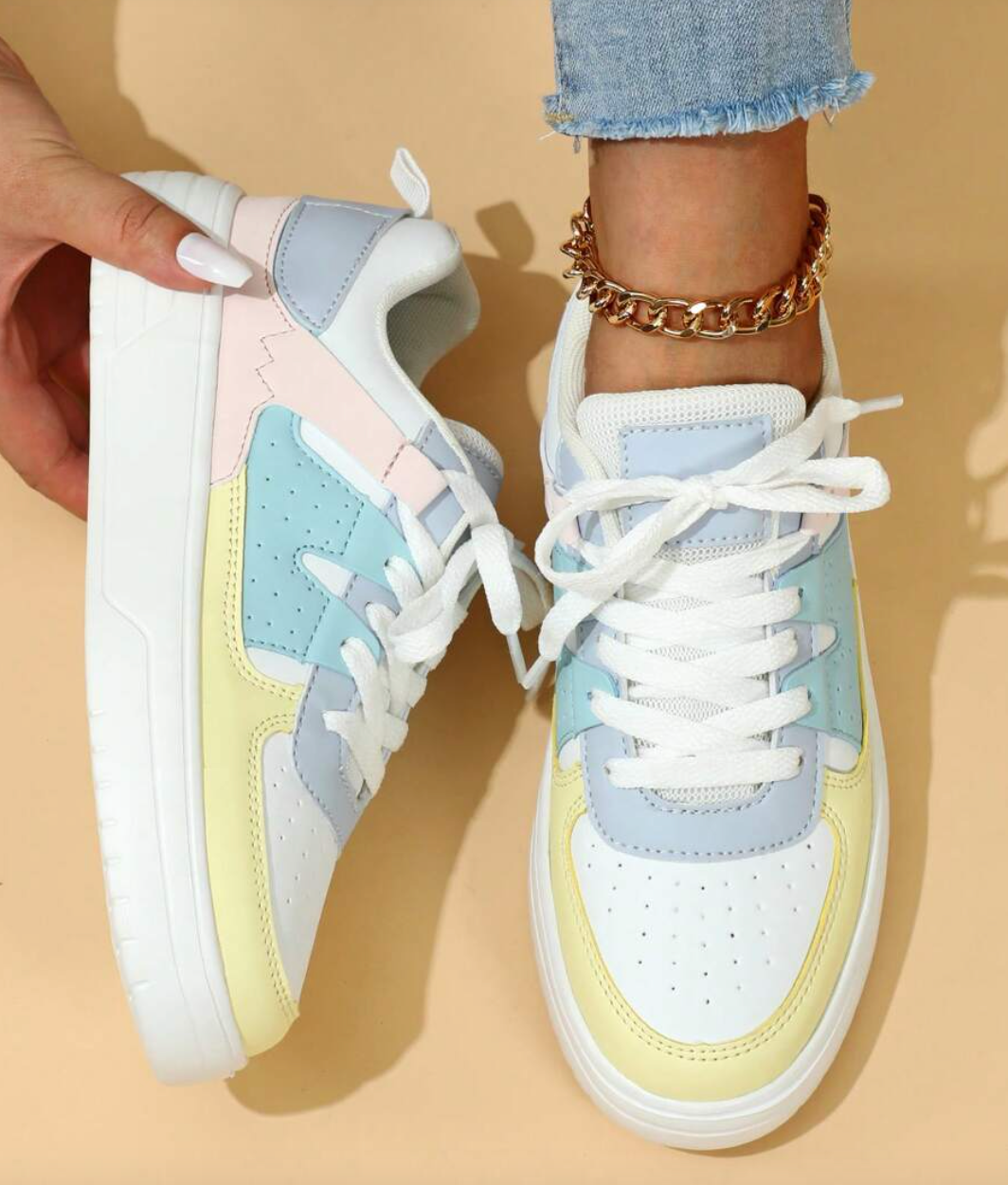 Sophie – Modische Soft Sneaks Sneaker für Damen mit Leopardenmuster und aufregenden Prints