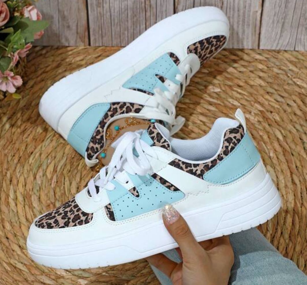 Sophie – Modische Soft Sneaks Sneaker für Damen mit Leopardenmuster und aufregenden Prints