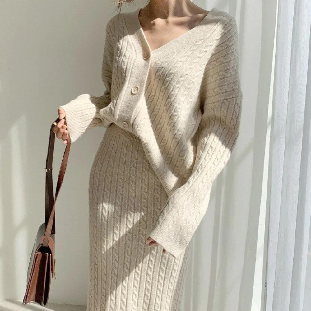 AMALIE - Set aus Strickoberteil und Rock