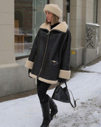 Modische Lederjacke mit moderner Silhouette