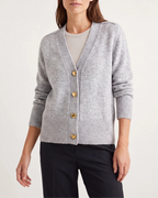 Strickcardigan mit goldfarbenen Herzknöpfen