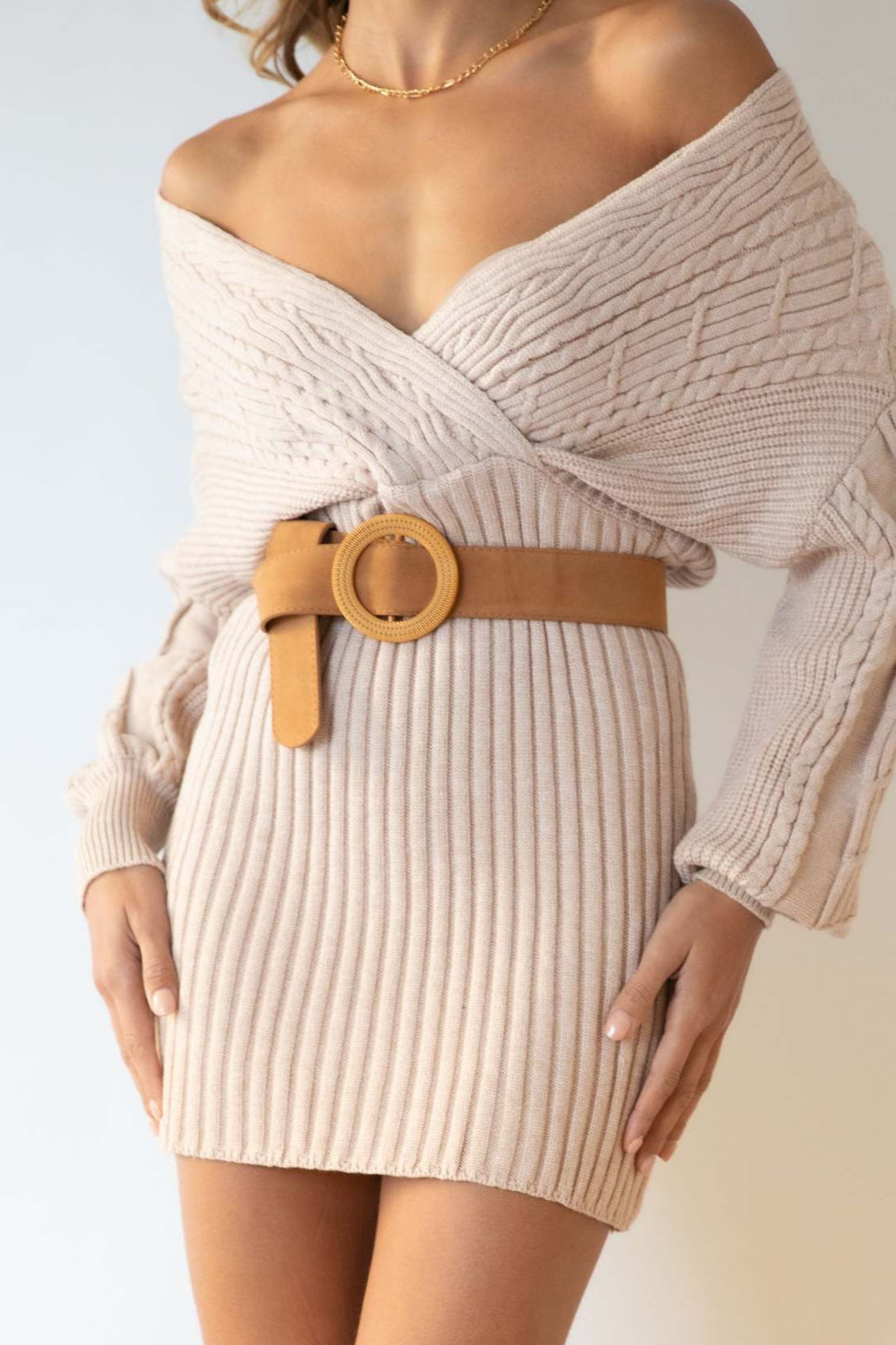 Damen Strickkleid mit überkreuztem Ausschnitt - Ragnheidr