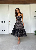 Lyla - Langes Kleid mit Trägern und offenem Rücken