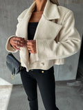 Kurzer Damenmantel mit Revers und Oversize-Schnitt – Annika