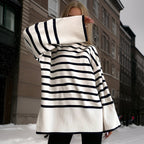 Langärmeliger Pullover mit Stehkragen