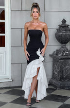 Darlene - Stilvolles trägerloses Kleid mit Seitenschlitz