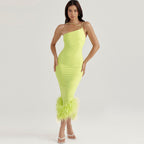 Angelina - Asymmetrisches, rückenfreies Slim-Fit-Kleid