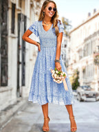 Susan - Kleid mit V-Ausschnitt und gestuften Ärmeln