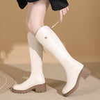 Robuste hohe Damenstiefel - Svetya