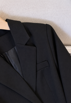 Doppelreihiger Damenblazer mit Revers und Metallknöpfen – Britta