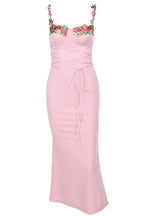 Brenda - Midikleid mit floraler Stickerei und Schnürung