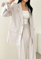 Zweiteiliges Damen-Set aus Blazer und gerader Hose – Athena