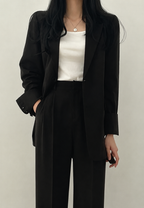 Zweiteiliges Damen-Set aus Blazer und gerader Hose – Athena