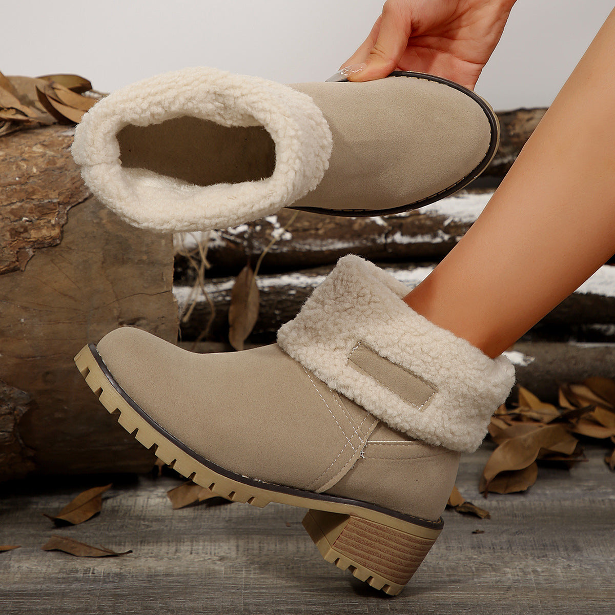 Damenstiefelette mit flauschigem Futter - Lurean