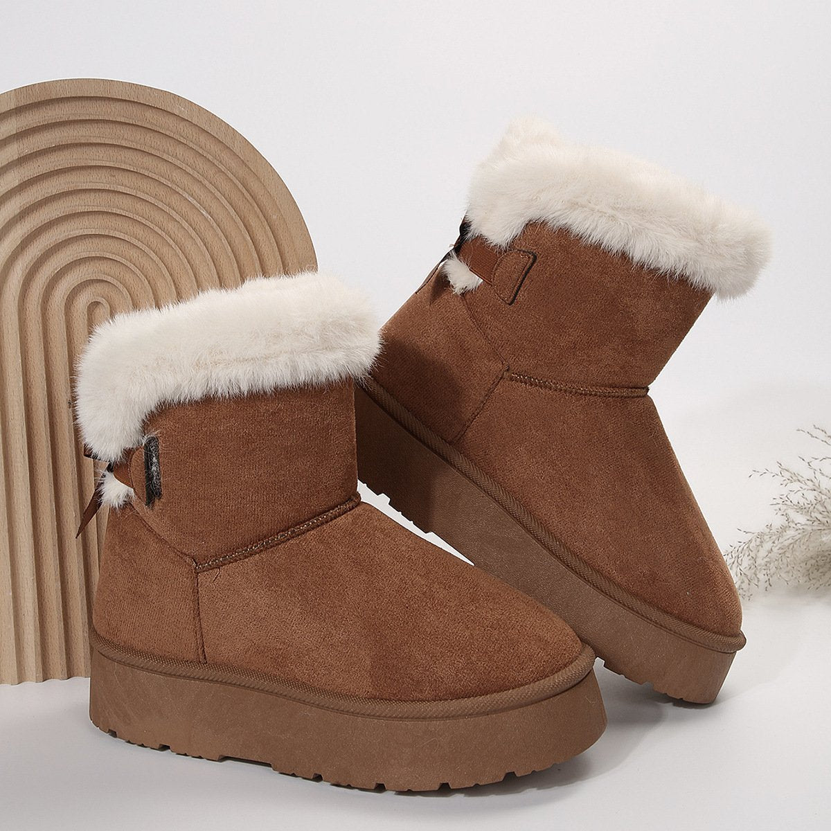 Winterstiefeletten für Frauen mit heiterem Effekt - Yureli