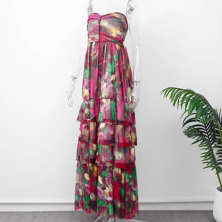 Evelina - Langes, tief ausgeschnittenes Kleid mit Volants und Blumenmuster