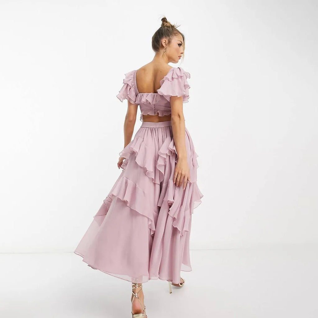Valery - Modisches langes Kleid mit Rüschen für Partys