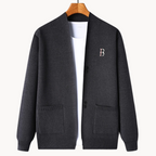 Gerade geschnittene Herrenstrickjacke mit breitem Kragen - Einar