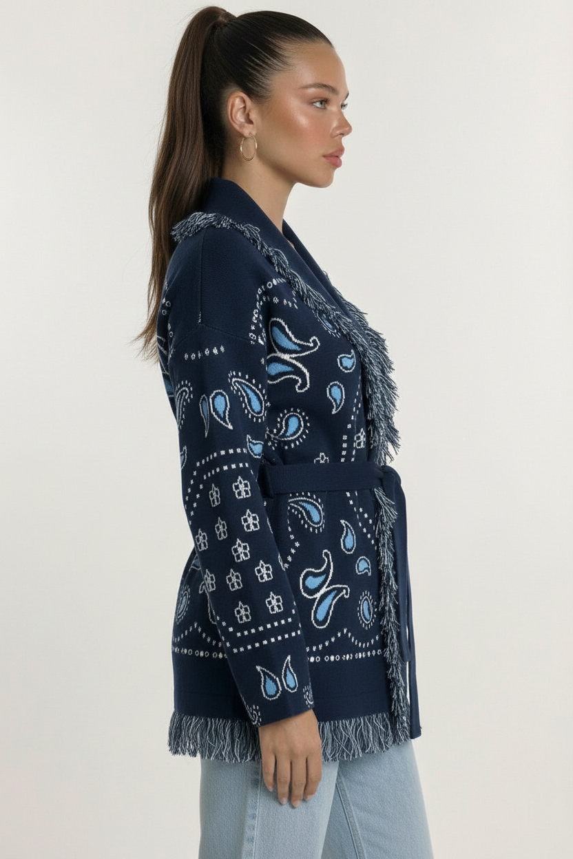 Klassische Strickjacke