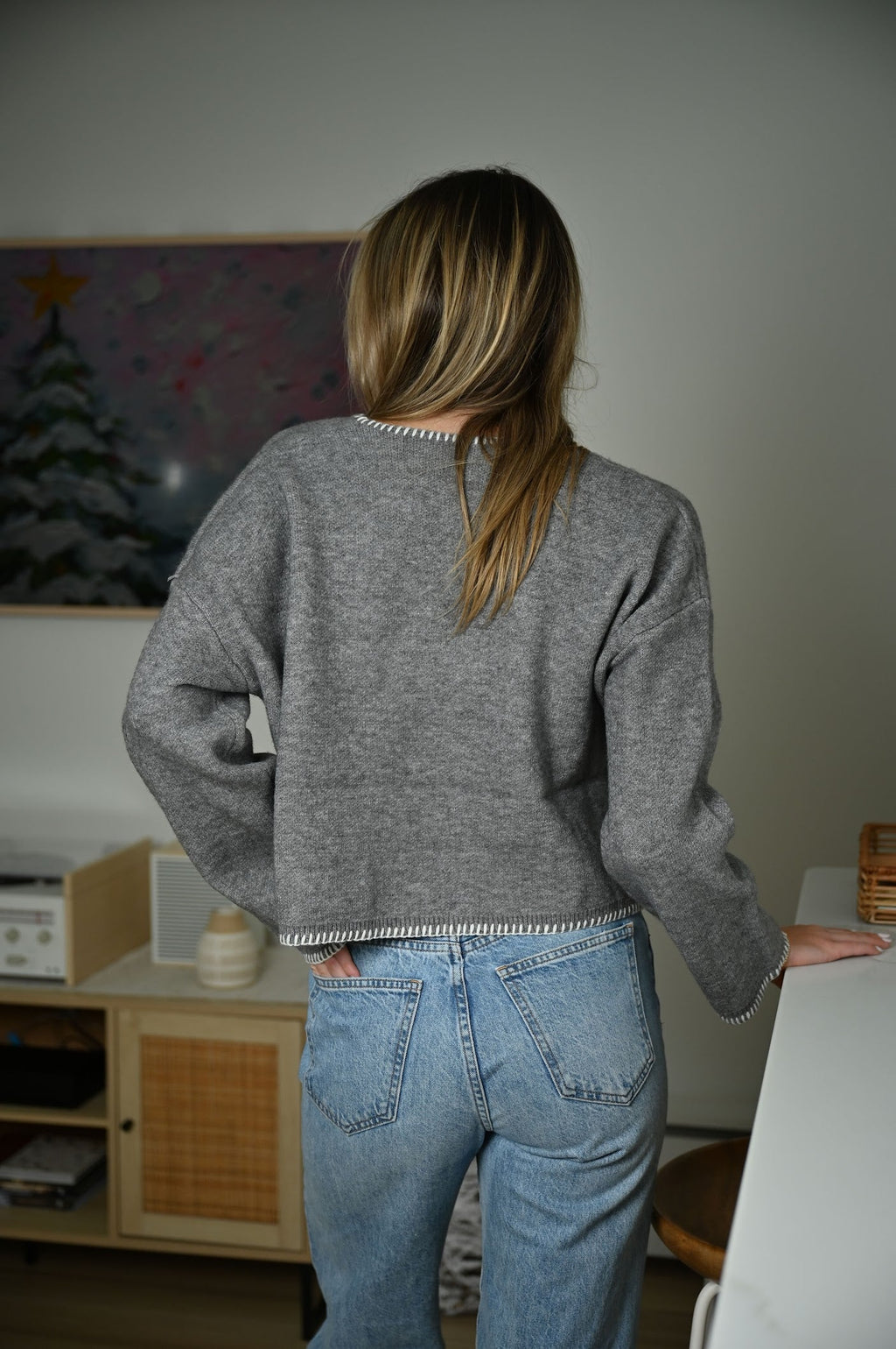 Pullover in Grau mit cleanem Design