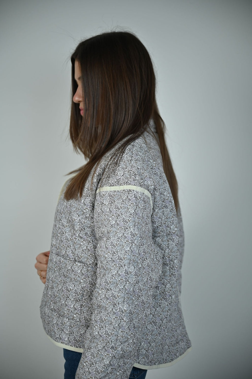 Graue Steppjacke