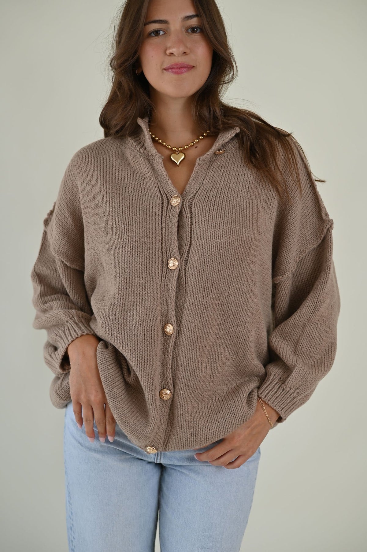 Pullover mit Kaffeemotiv und Knopfdetails