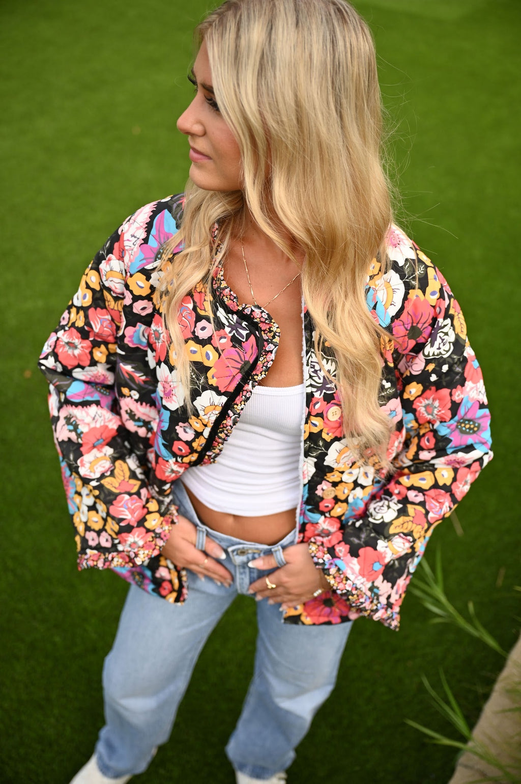 Jacke mit Blumenmuster