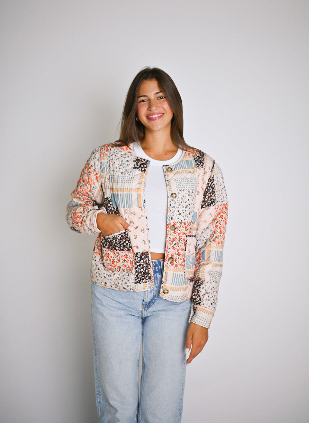 Schwarze Jacke mit Blumenprint