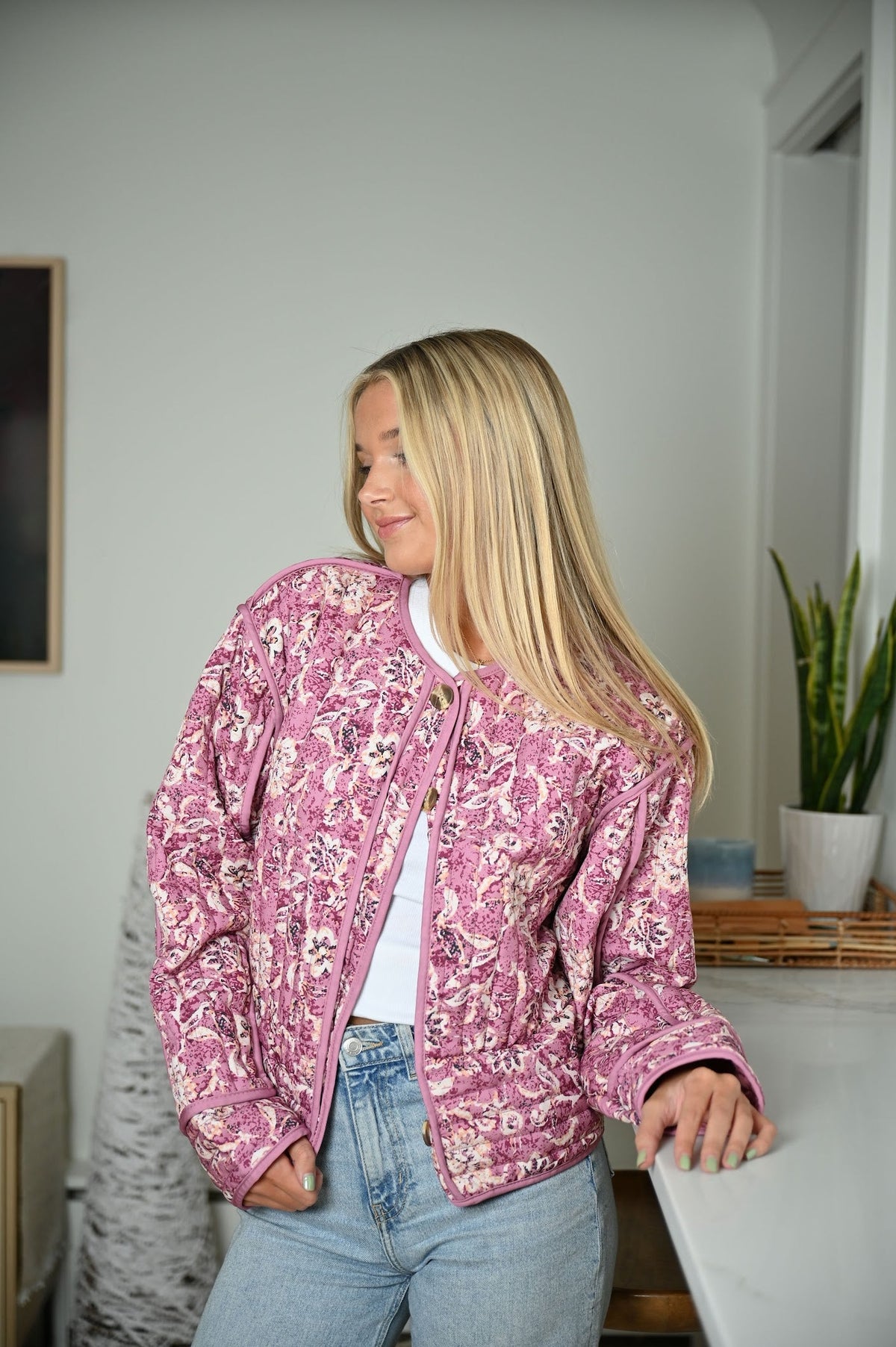 Steppjacke mit floralem Muster