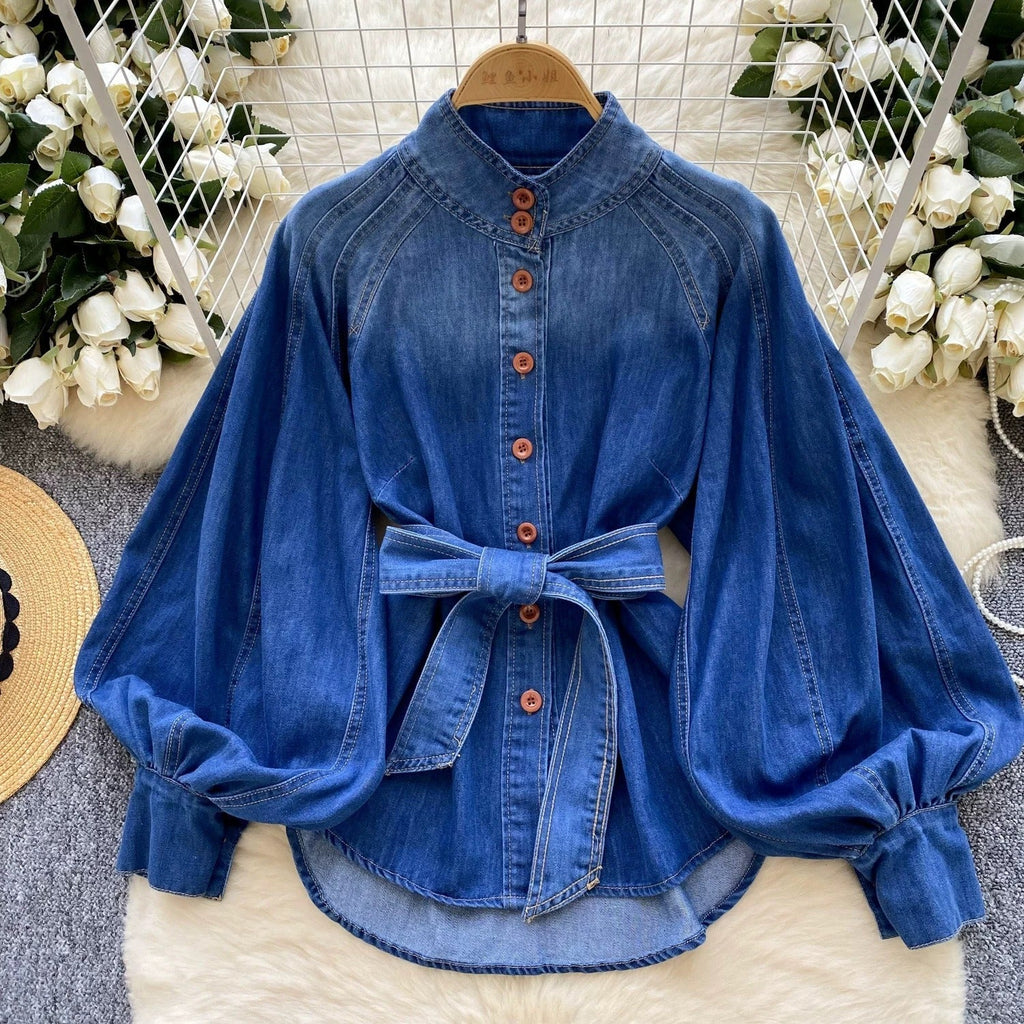 Damen-Jeansbluse mit Puffärmeln und Gürtel - Elara
