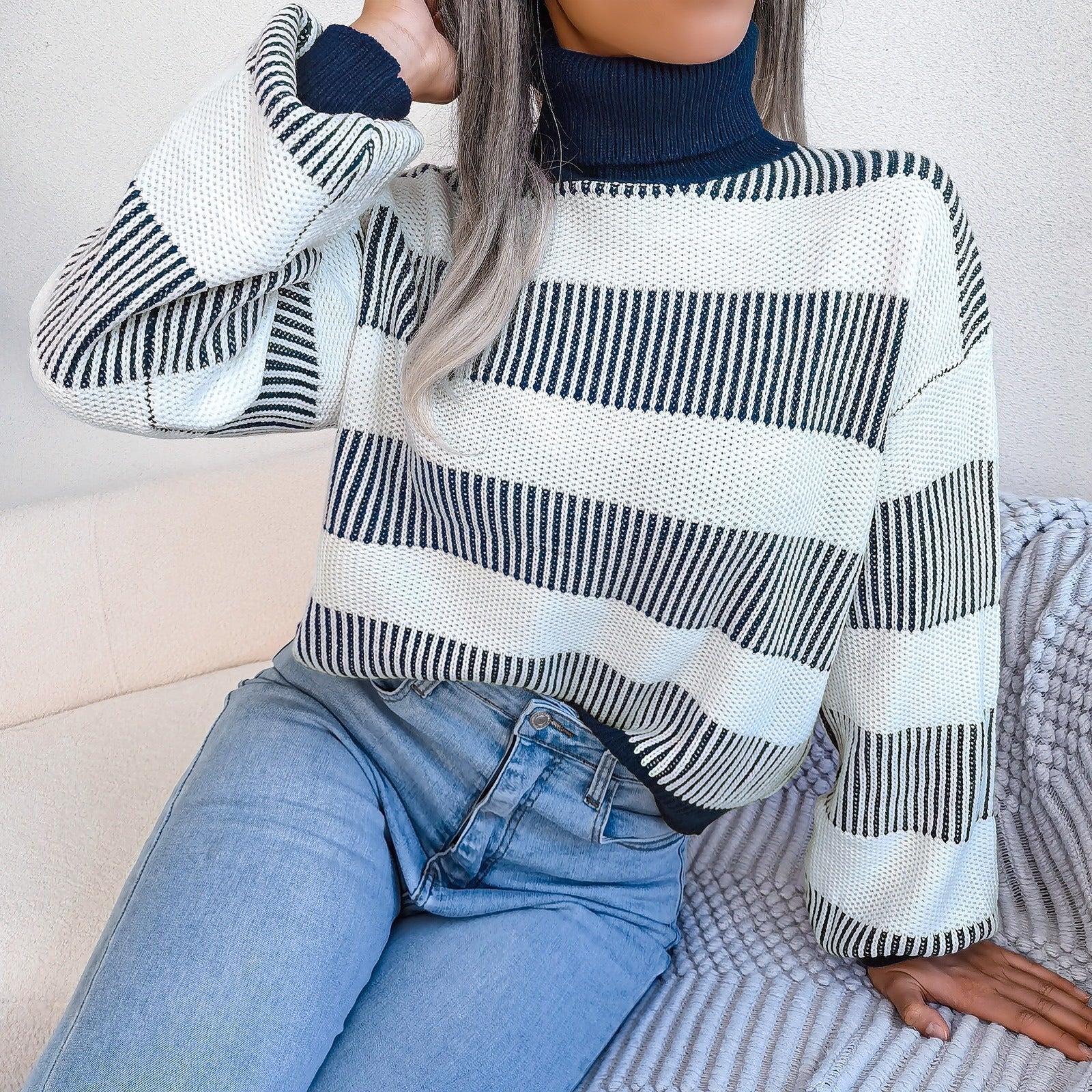 Breit gestreifter Damen-Rollkragenpullover - Elsy