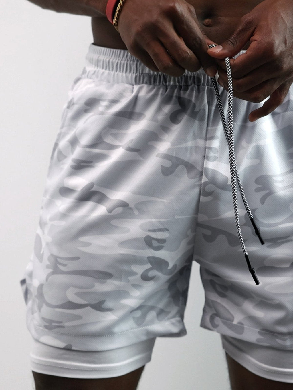 Evolution 2-in-1 Mesh Shorts mit Innenfutter