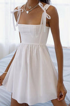 Kayla - Minikleid mit Riemchen und Schleife an den Schultern