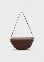 Halbmondtasche im minimalistischen Stil - Malibu