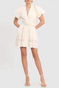 Miranda - Minikleid mit besticktem V-Ausschnitt